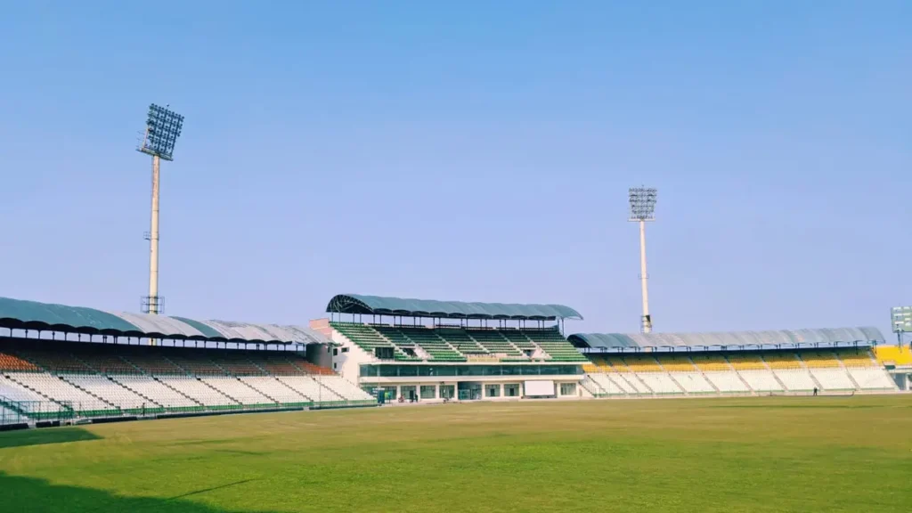 Multan Cricket Stadium Pitch Report In Hindi